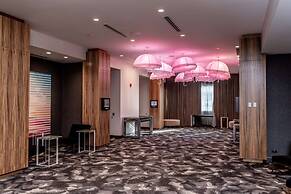 The Rose Chicago, Tapestry Collection by Hilton