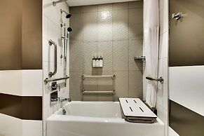 The Rose Chicago, Tapestry Collection by Hilton