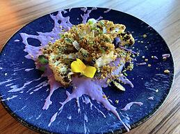 The Rose Chicago, Tapestry Collection by Hilton