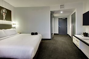 The Rose Chicago, Tapestry Collection by Hilton