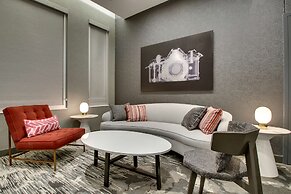 The Rose Chicago, Tapestry Collection by Hilton