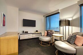 The Rose Chicago, Tapestry Collection by Hilton