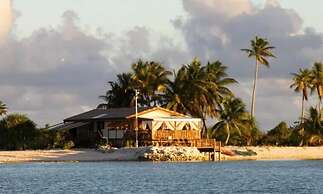 Hakamanu Lodge