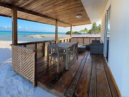 Hakamanu Lodge