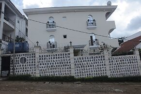 Les Flamants Rose - Gulfview