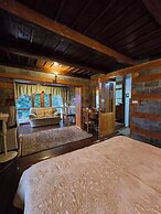 Himalayan Kothi Kais