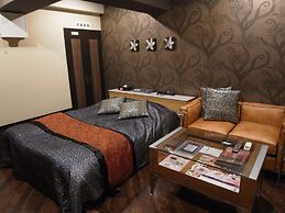 NUDA by H-Seven - Adults Only