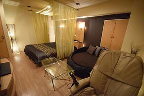 NUDA by H-Seven - Adults Only