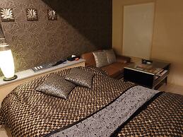 NUDA by H-Seven - Adults Only