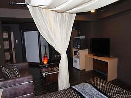 NUDA by H-Seven - Adults Only