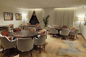 DLF Club 3