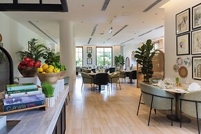 DLF Club 3