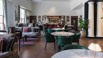 DLF Club 3