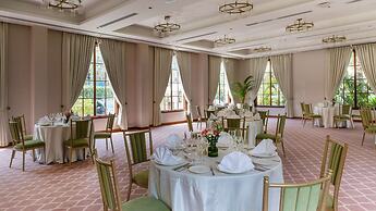 DLF Club 3