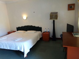 Family Comfort Hotel