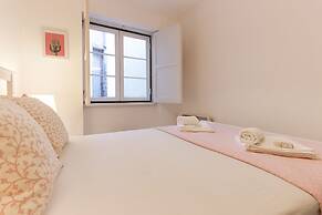 Alfama Prestige by Homing