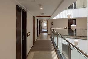 Capital O 16891 Klase Hotels