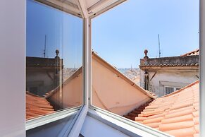 Alfama Suite by Homing