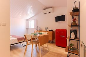 Alfama Suite by Homing