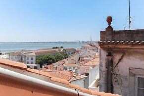 Alfama Suite by Homing