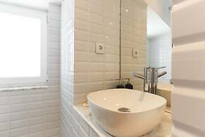 Alfama Suite by Homing