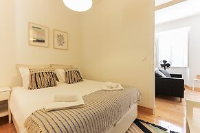 Bairro Alto Bright by Homing