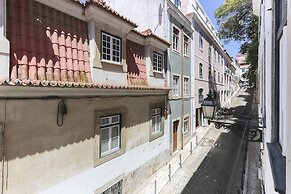Bairro Alto Bright by Homing