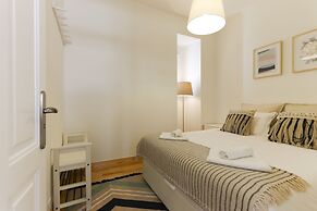 Bairro Alto Bright by Homing