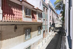 Bairro Alto Bright by Homing