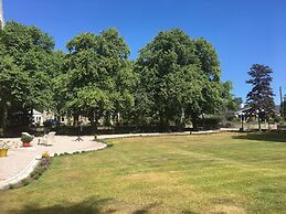 Mount Barker Bed & Breakfast