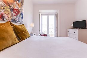 Typical Mouraria by Homing