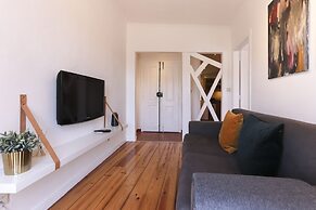 Typical Mouraria by Homing