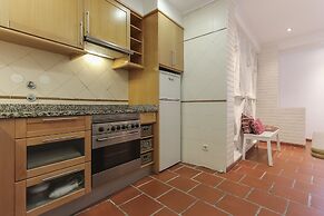 Typical Mouraria by Homing