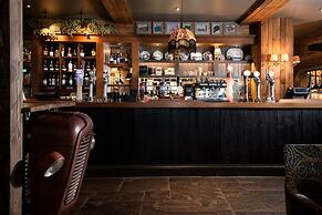 The Hog's Head Inn - The Inn Collection Group