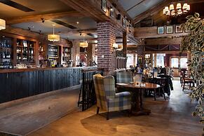 The Hog's Head Inn - The Inn Collection Group