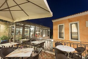 Narimor Urla Butik Otel