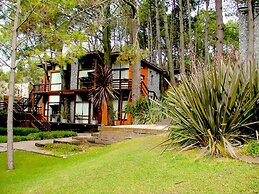 Altos Medanos - Cabañas y Club de Bosque