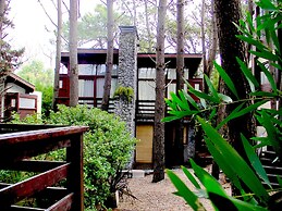 Altos Medanos - Cabañas y Club de Bosque