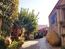 Machanents Art Hotel