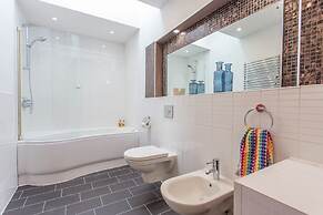 The Bullingdon Suite