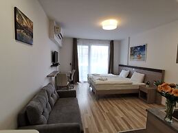 Corvin Holiday Apartment Hotel