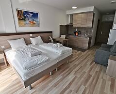 Corvin Holiday Apartment Hotel