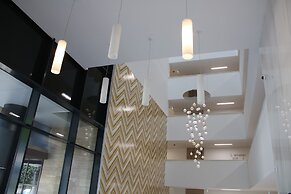 Corvin Holiday Apartment Hotel