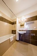 Corvin Holiday Apartment Hotel