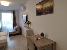 Corvin Holiday Apartment Hotel