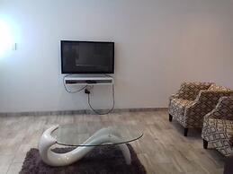 Mayberrypark Guest Lodge