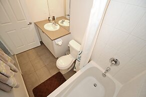 Executive 3BR next to Scotia Arena