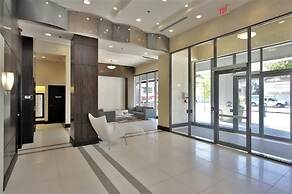 Executive 3BR next to Scotia Arena