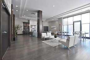 Executive 3BR next to Scotia Arena