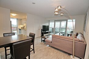 Executive 3BR next to Scotia Arena